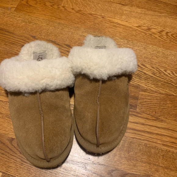 Ugg scuffette slippers in chestnut - Picture 5 of 6